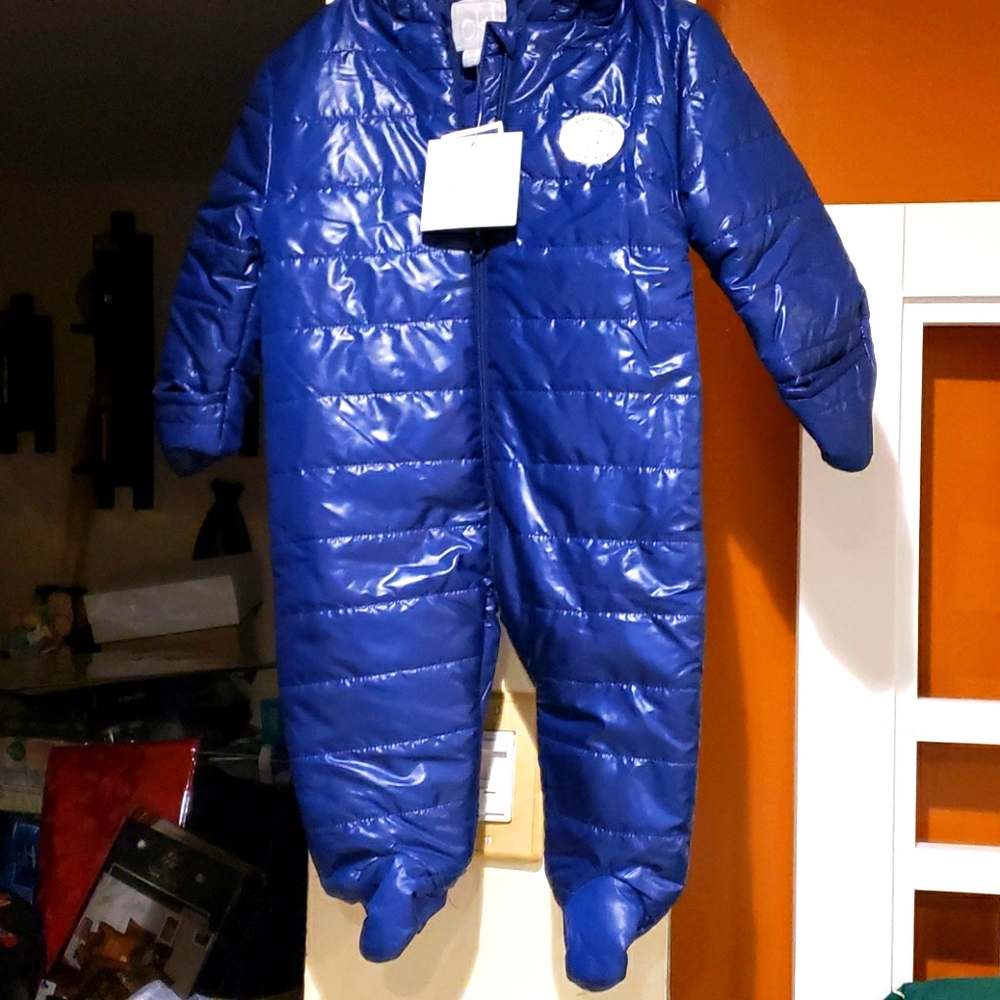 Boy's snow suit with storage bag